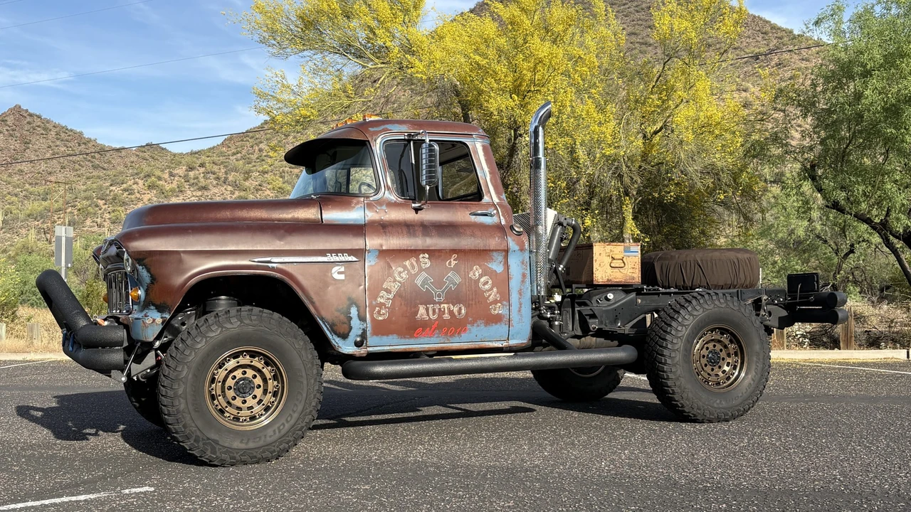 1955 Chevrolet Task Force - Image 6 of 31