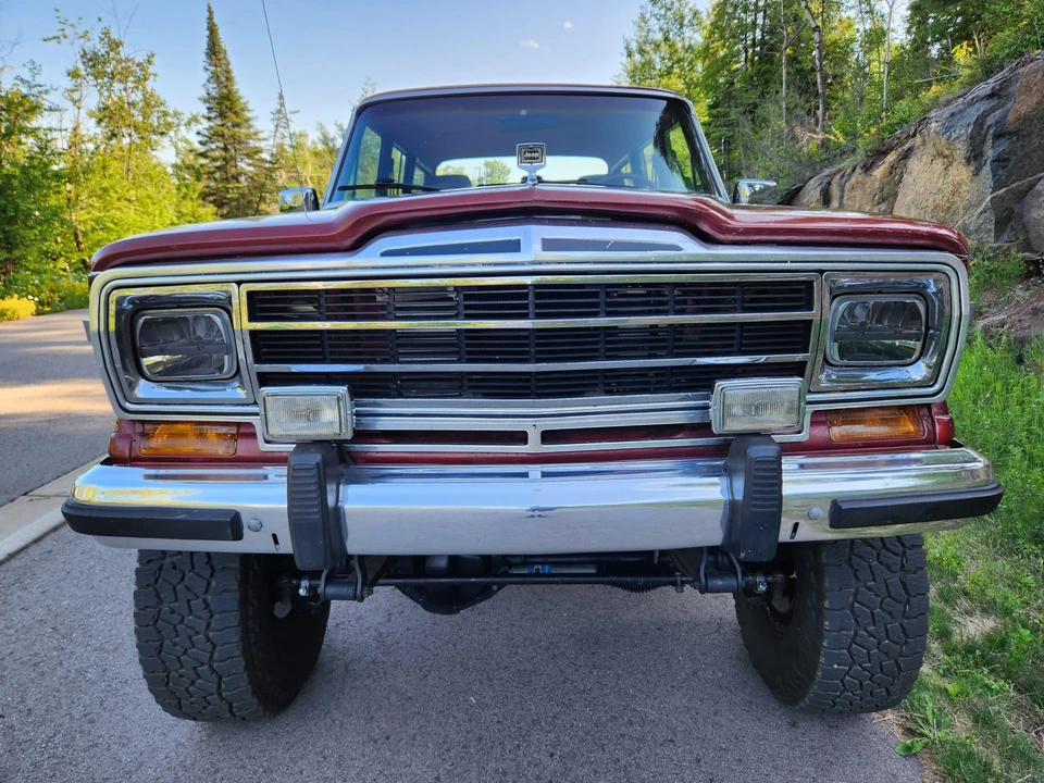 1986 Jeep SJ Grand Wagoneer - Image 21 of 31
