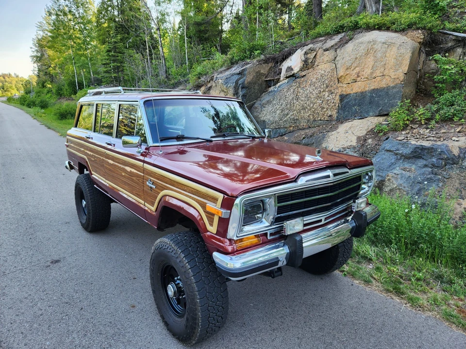 1986 Jeep SJ Grand Wagoneer - Image 26 of 31