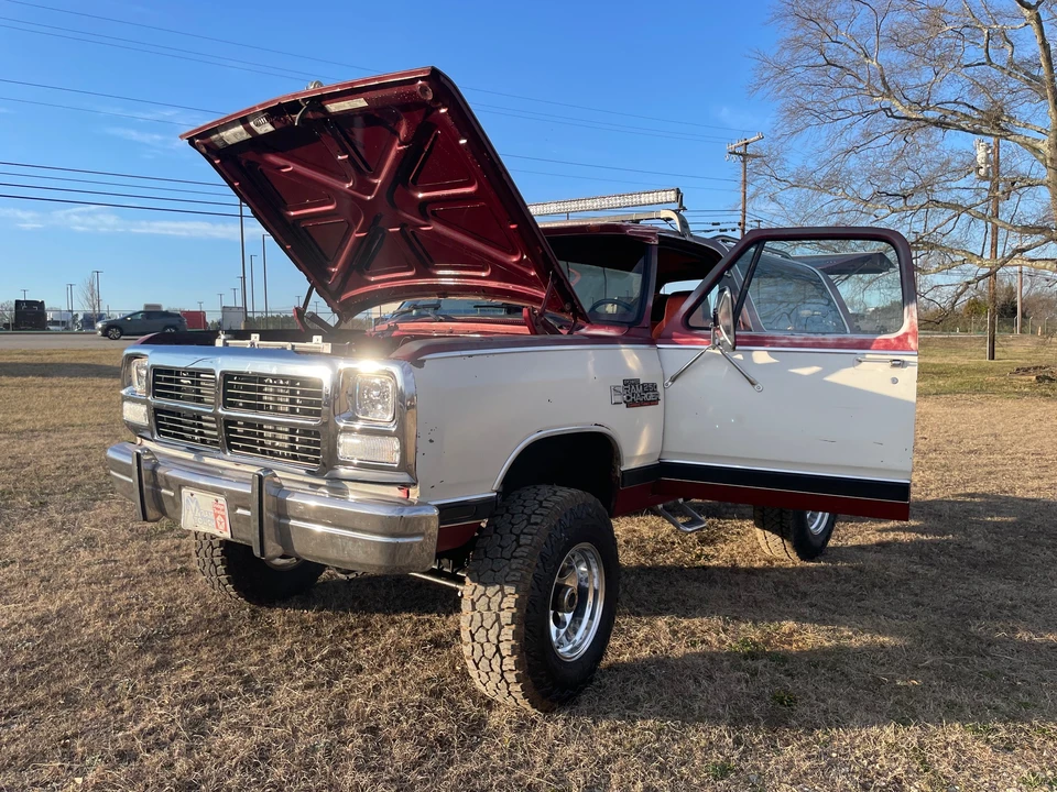 1987 Dodge Ramcharger - Image 20 of 31