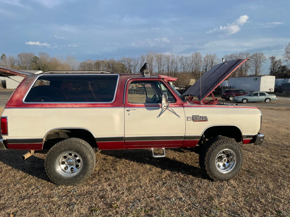 1987 Dodge Ramcharger - Image 15 of 31
