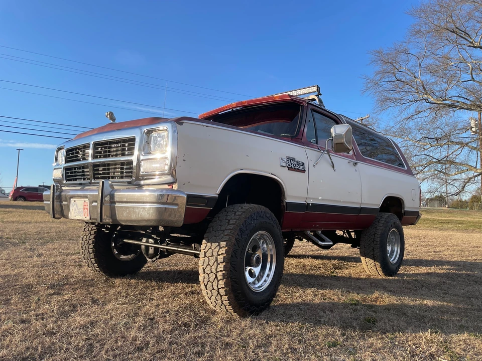 1987 Dodge Ramcharger - Image 19 of 31