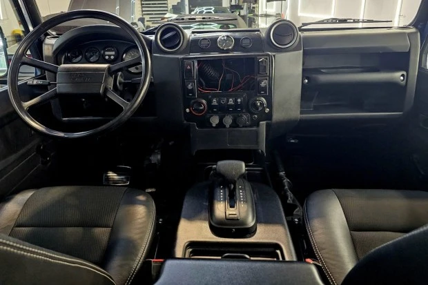 1989 Land Rover Defender 110 - Image 5 of 8