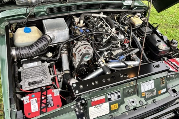 1992 Land Rover Range Rover Classic - Image 6 of 8