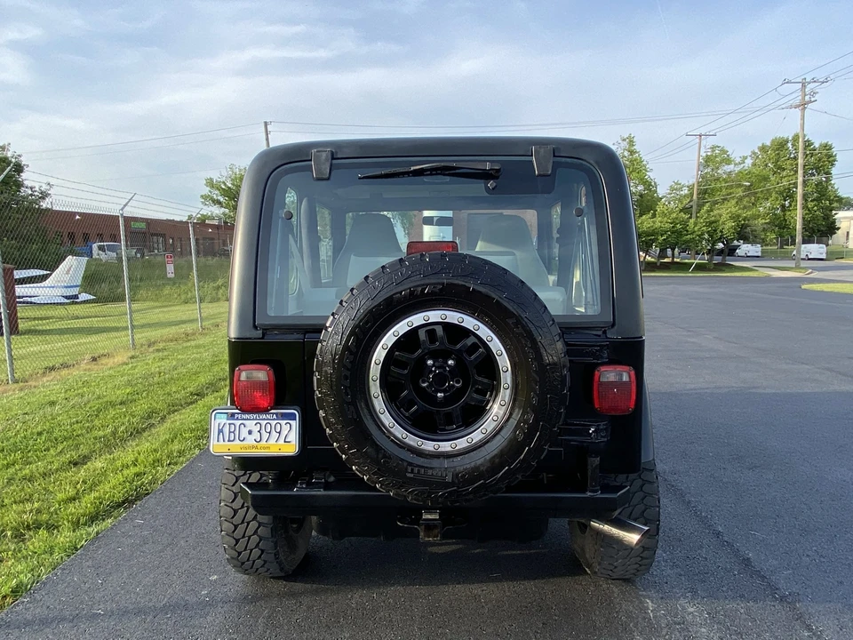 1997 Jeep TJ Wrangler - Image 28 of 31