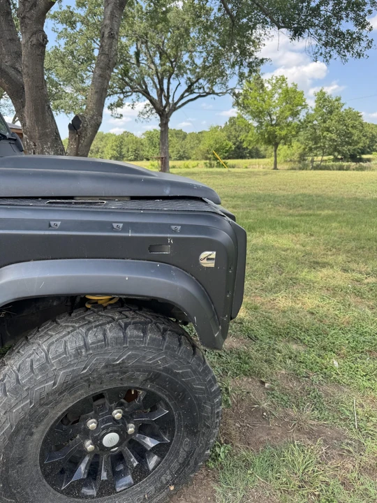 1995 Land Rover Defender 110 - Image 11 of 31
