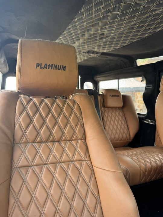1995 Land Rover Defender 110 - Image 28 of 31