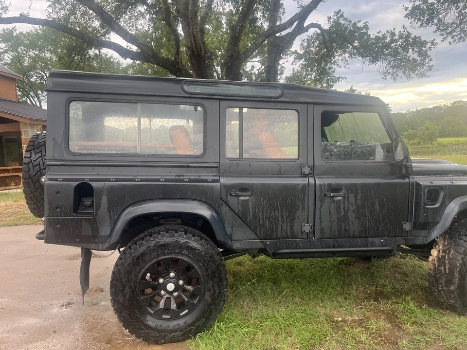1995 Land Rover Defender 110 - Image 14 of 31