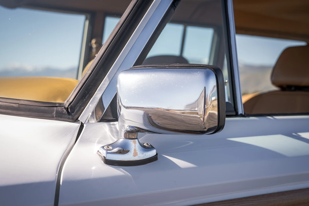 1988 Jeep SJ Grand Wagoneer - Image 24 of 31