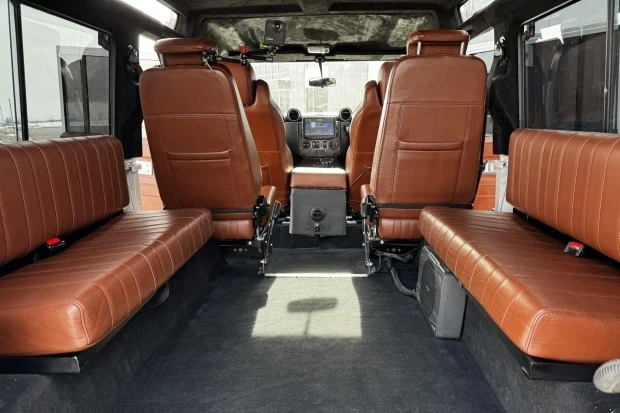 1988 Land Rover Defender 110 - Image 5 of 8