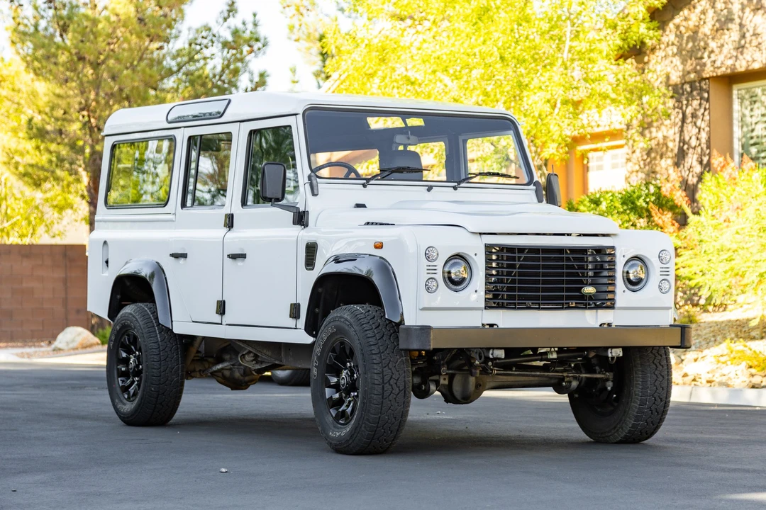 1988 Land Rover Defender 110 - Image 2 of 31