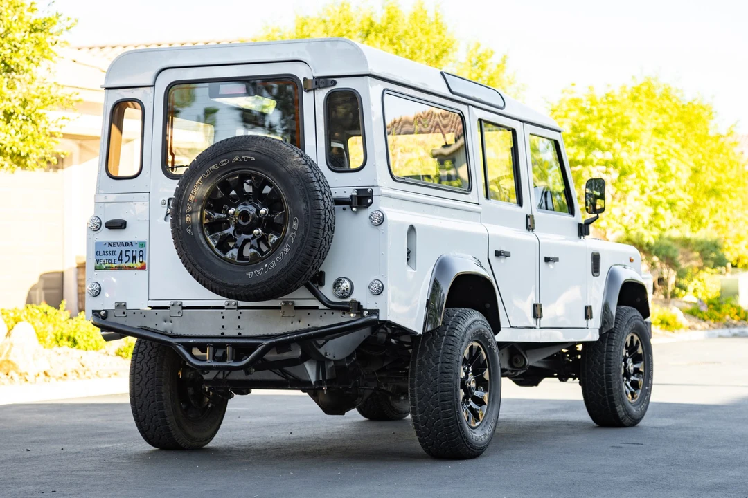 1988 Land Rover Defender 110 - Image 8 of 31