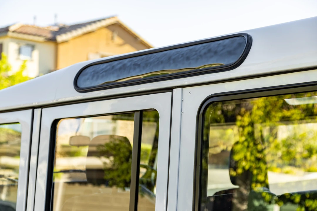 1988 Land Rover Defender 110 - Image 29 of 31