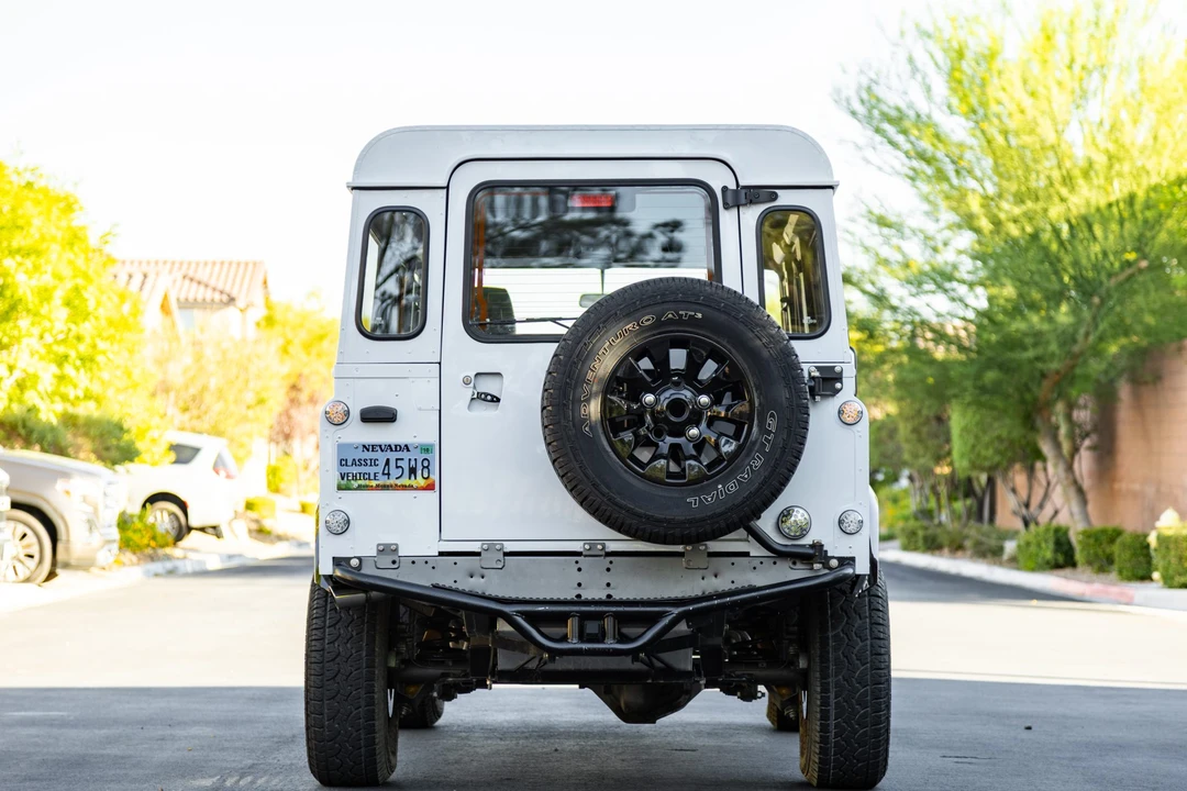 1988 Land Rover Defender 110 - Image 7 of 31