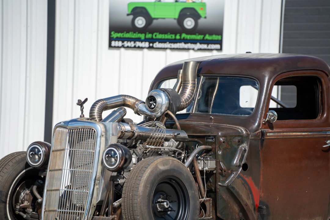 Ford Pickup (1940-1947) - Image 14 of 31