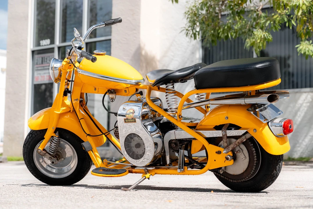 Cushman Eagle - Image 6 of 31