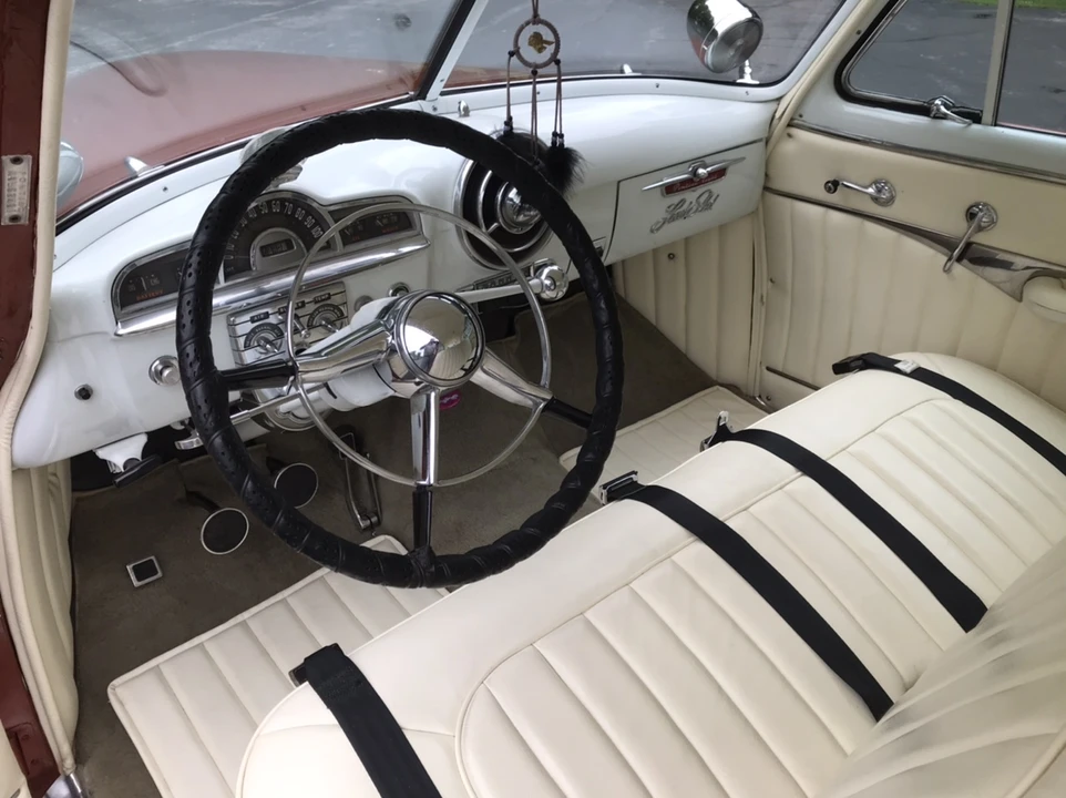 1952 Pontiac Chieftain - Image 26 of 31