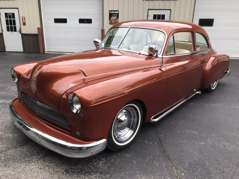 1952 Pontiac Chieftain - Image 2 of 31