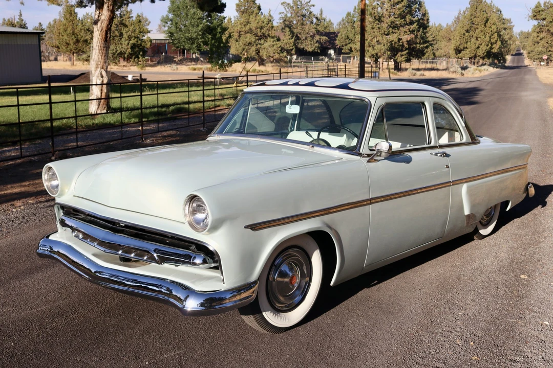 1954 Ford Customline - Image 3 of 31