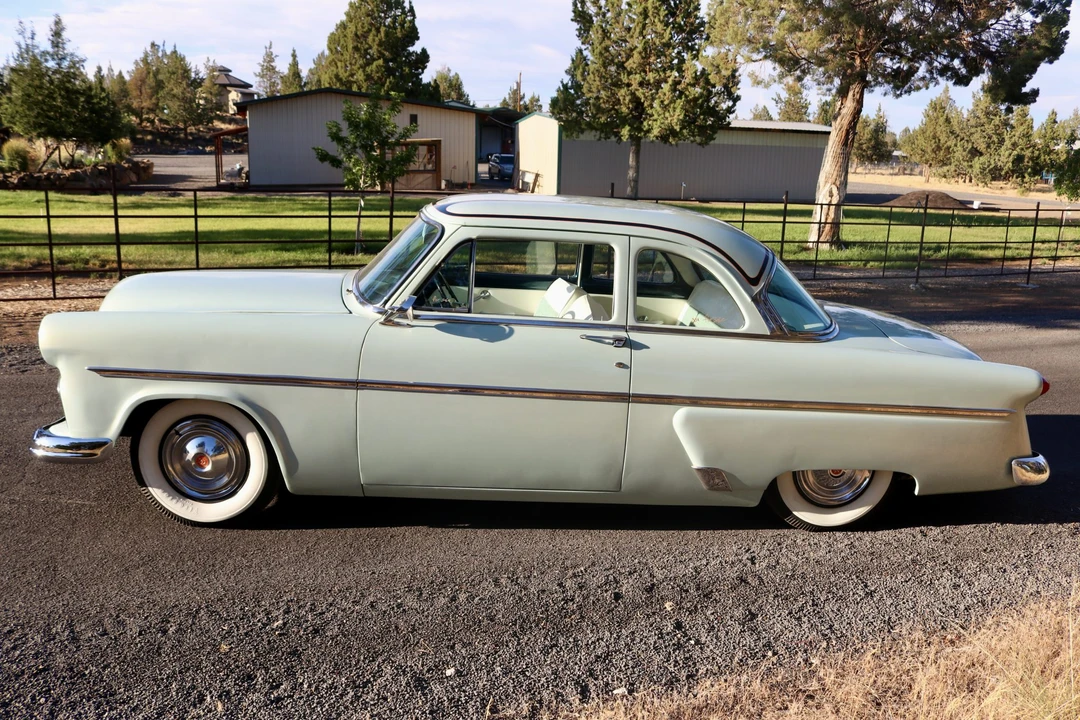 1954 Ford Customline - Image 25 of 31