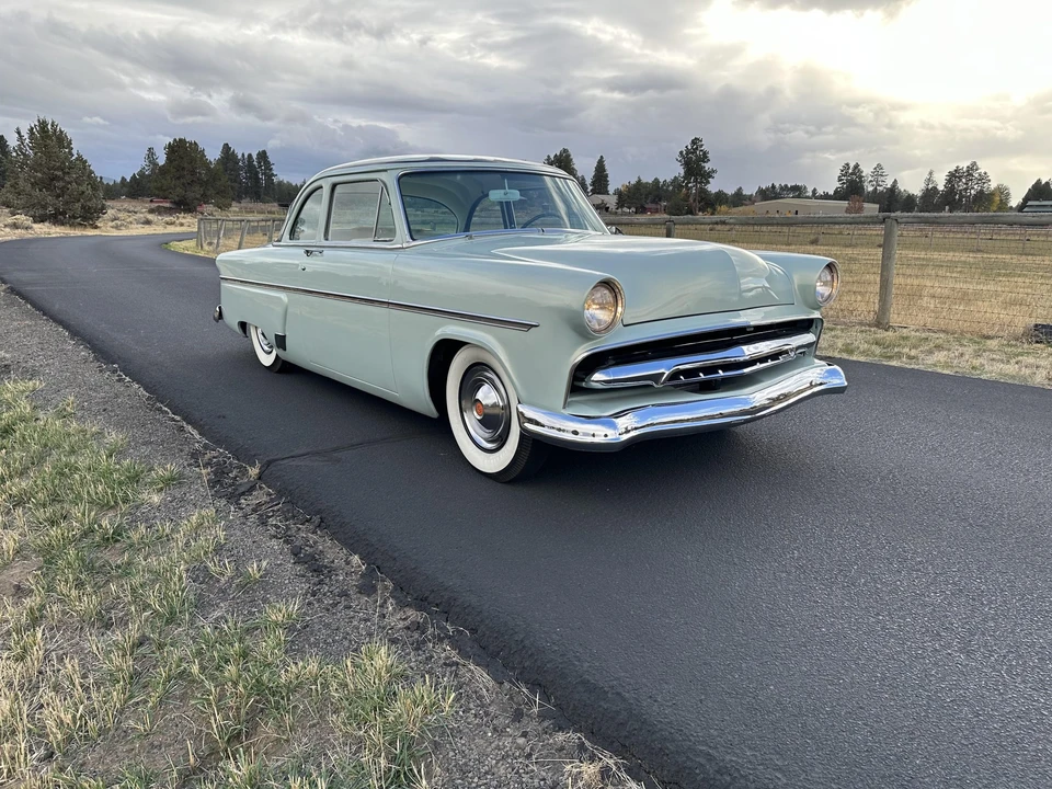 1954 Ford Customline - Image 9 of 31