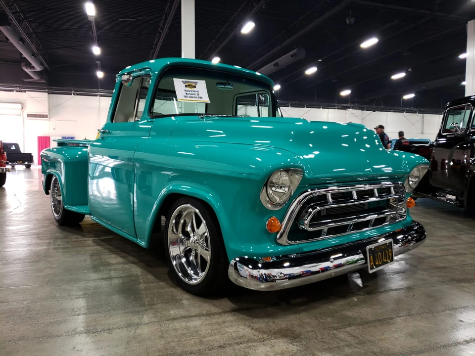 1957 Chevrolet Task Force - Image 25 of 31