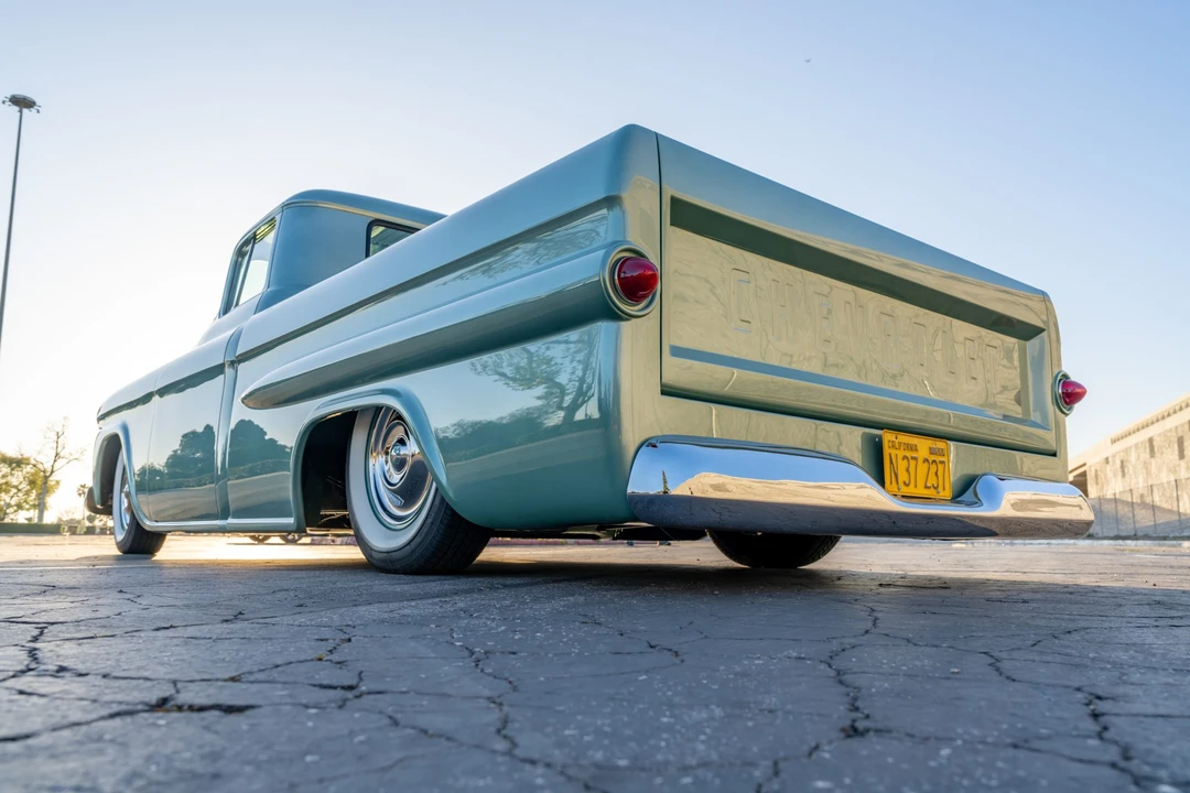 1959 Chevrolet Task Force - Image 12 of 31