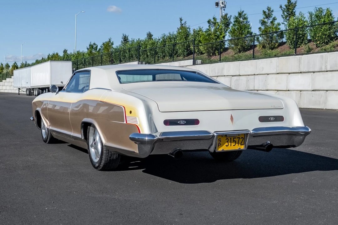 1963 Buick Riviera 1st Gen - Image 4 of 31