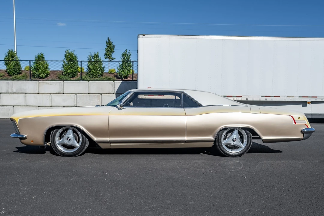 1963 Buick Riviera 1st Gen - Image 3 of 31