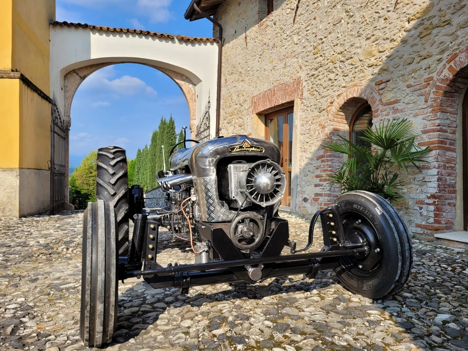 1964 Lamborghini Tractors - Image 21 of 31