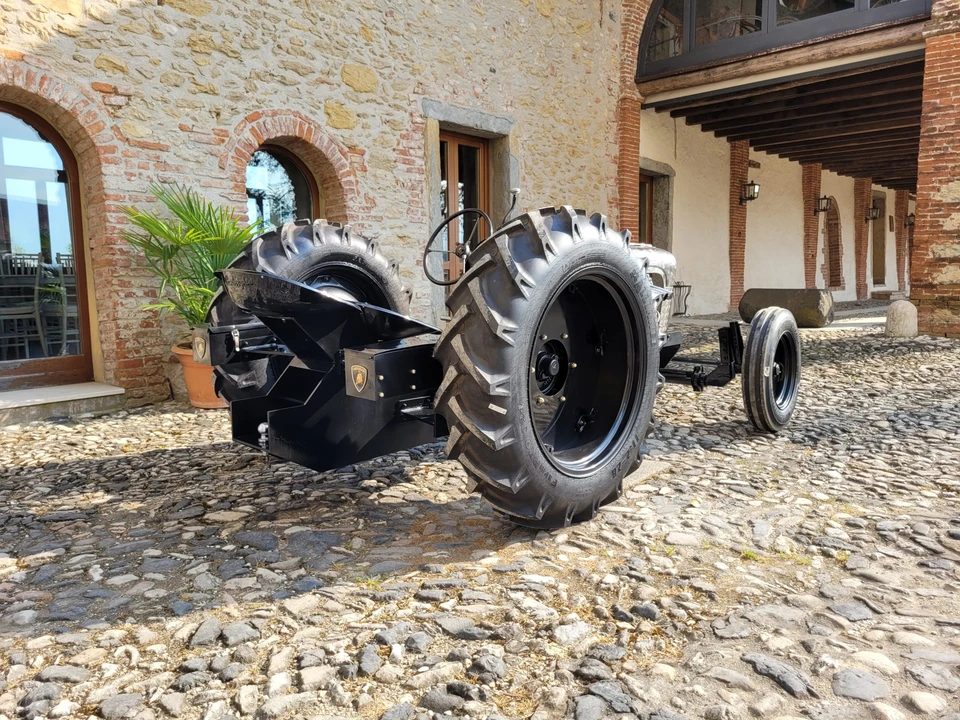 1964 Lamborghini Tractors - Image 13 of 31