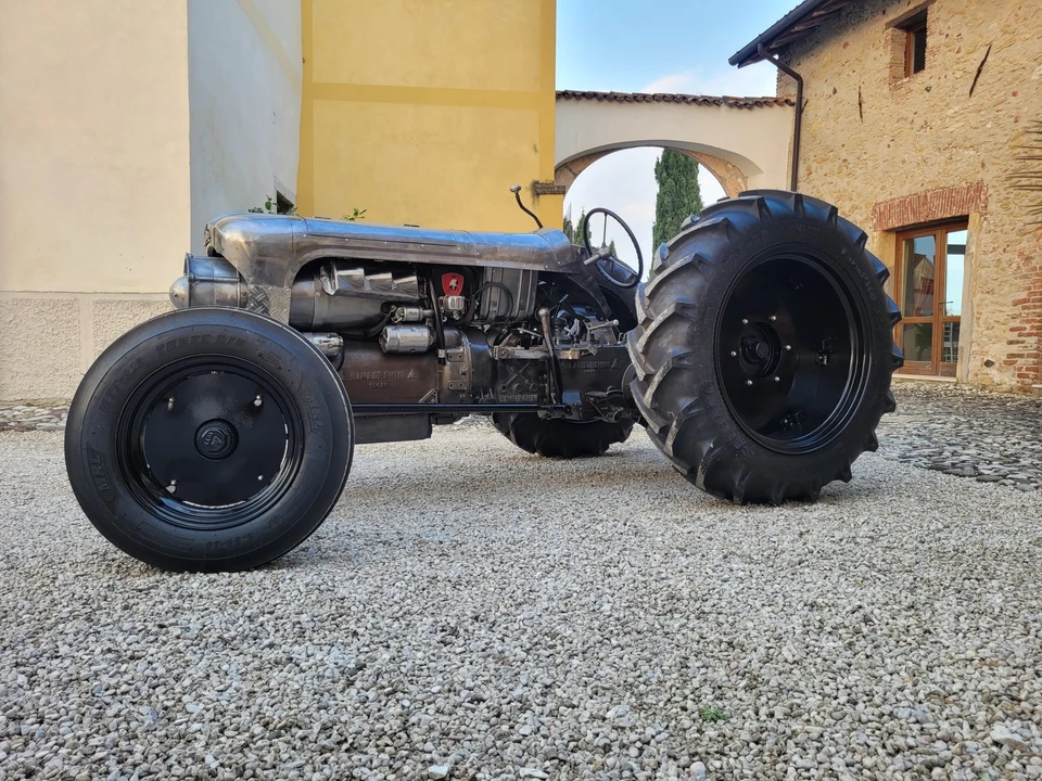 1964 Lamborghini Tractors - Image 8 of 31