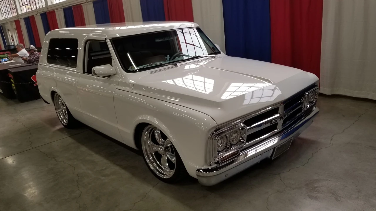 1970 GMC Jimmy 1st Gen - Image 11 of 31