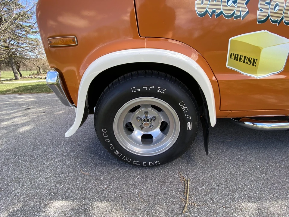 1976 Dodge Ram Van - Image 16 of 31