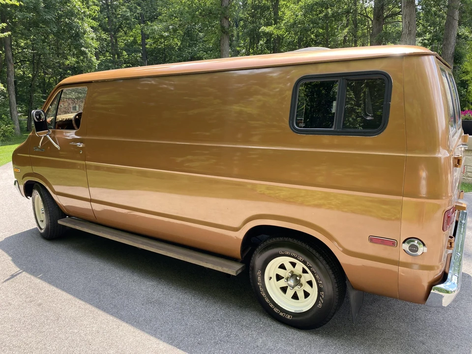 1977 Dodge Ram Van - Image 14 of 31