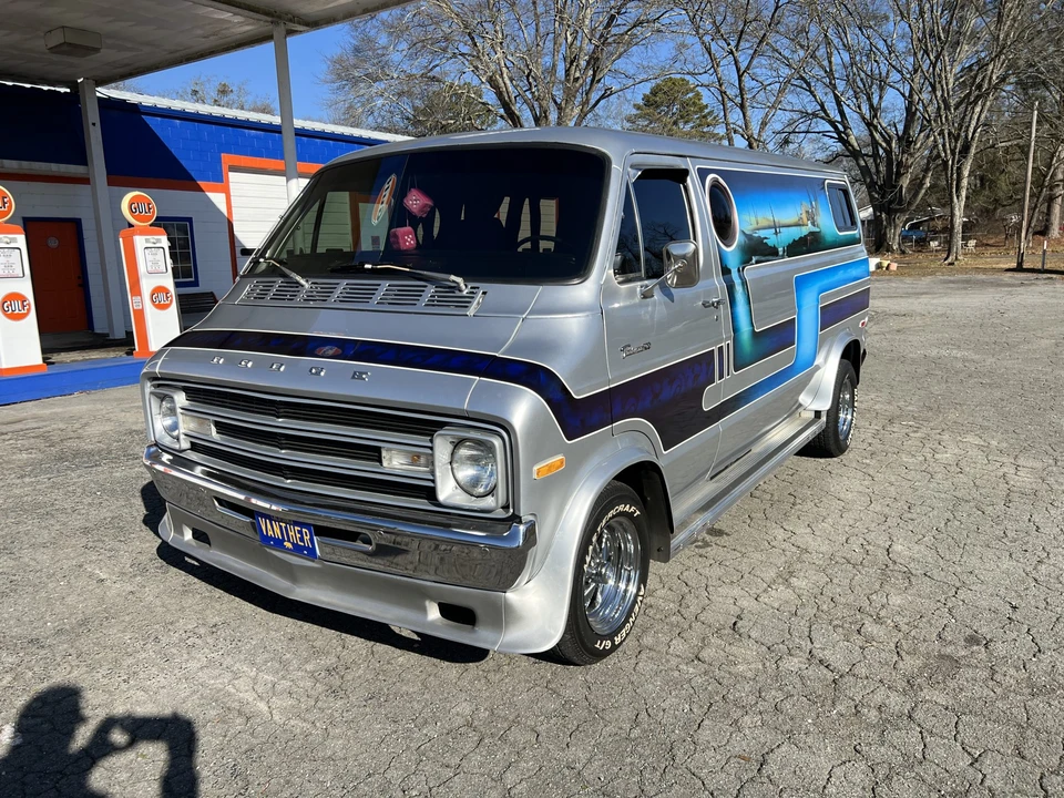 1977 Dodge Ram Van - Image 2 of 31