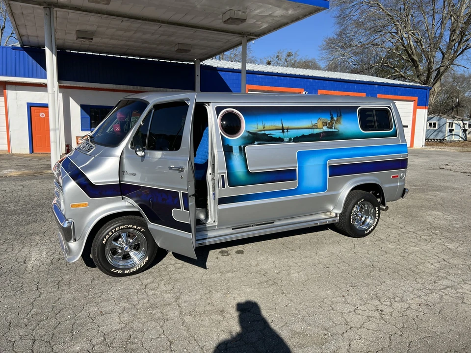 1977 Dodge Ram Van - Image 29 of 31