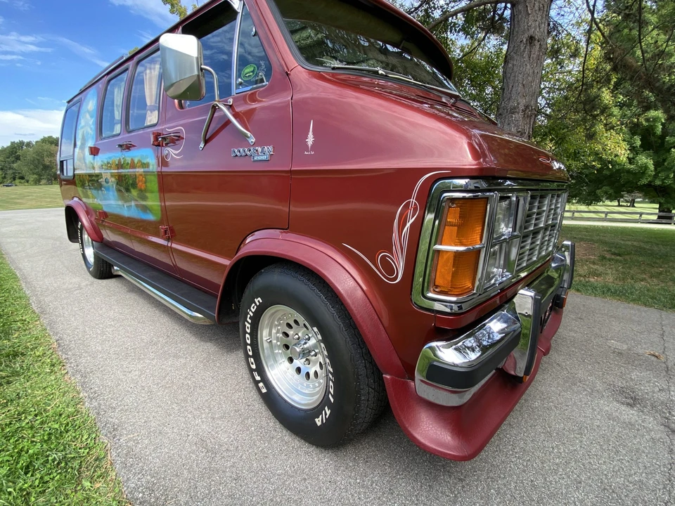 1979 Dodge Ram Van - Image 10 of 31