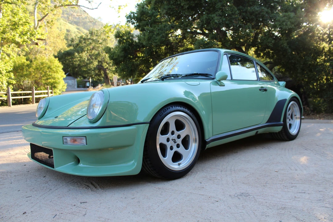 1987 Porsche 911 Carrera 3.2 - Image 4 of 31