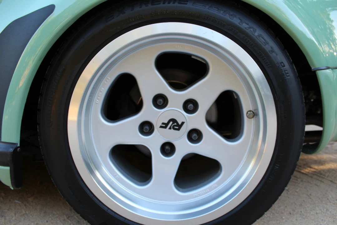 1987 Porsche 911 Carrera 3.2 - Image 25 of 31