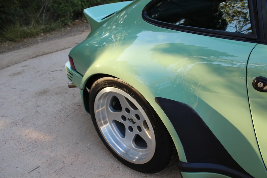 1987 Porsche 911 Carrera 3.2 - Image 23 of 31