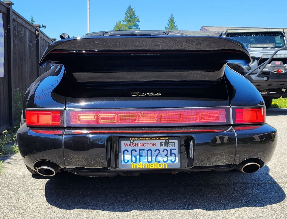 1993 Porsche 964 Carrera 4 - Image 6 of 8