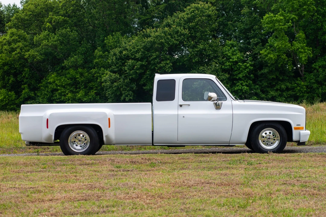 1986 Chevrolet C/K 3rd Gen - Image 3 of 31
