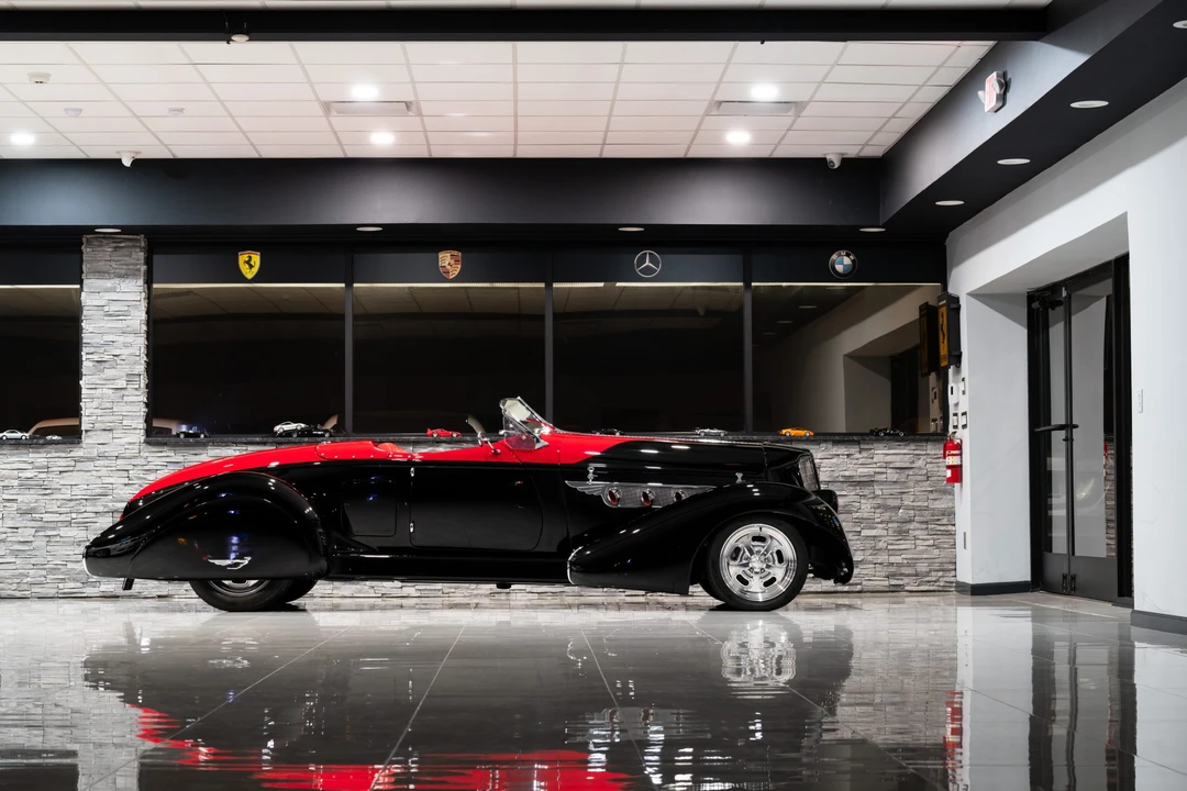 Auburn Speedster - Image 31 of 31