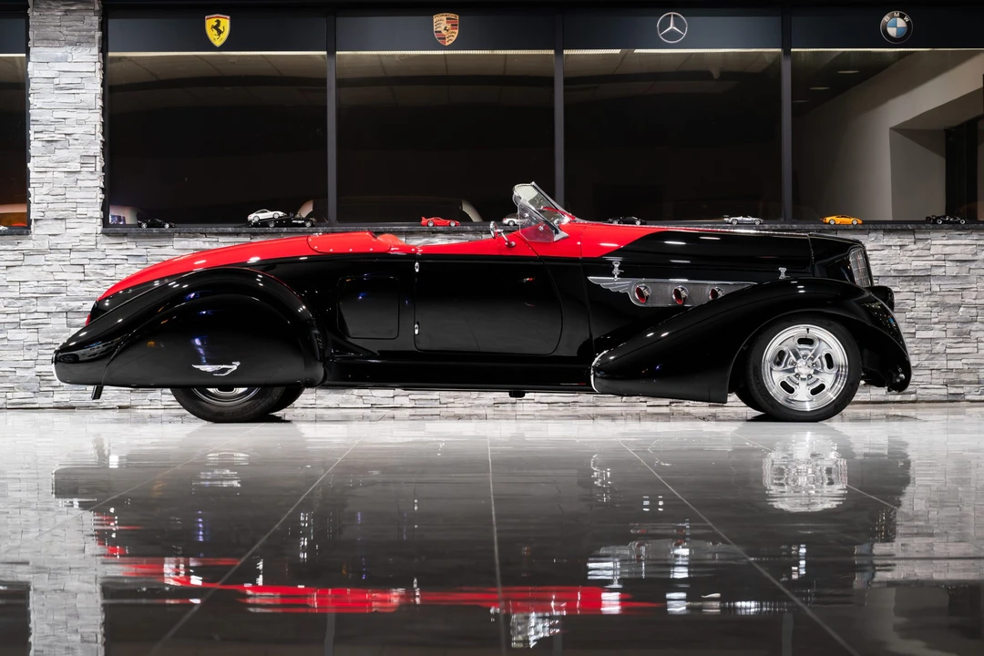 Auburn Speedster - Image 28 of 31
