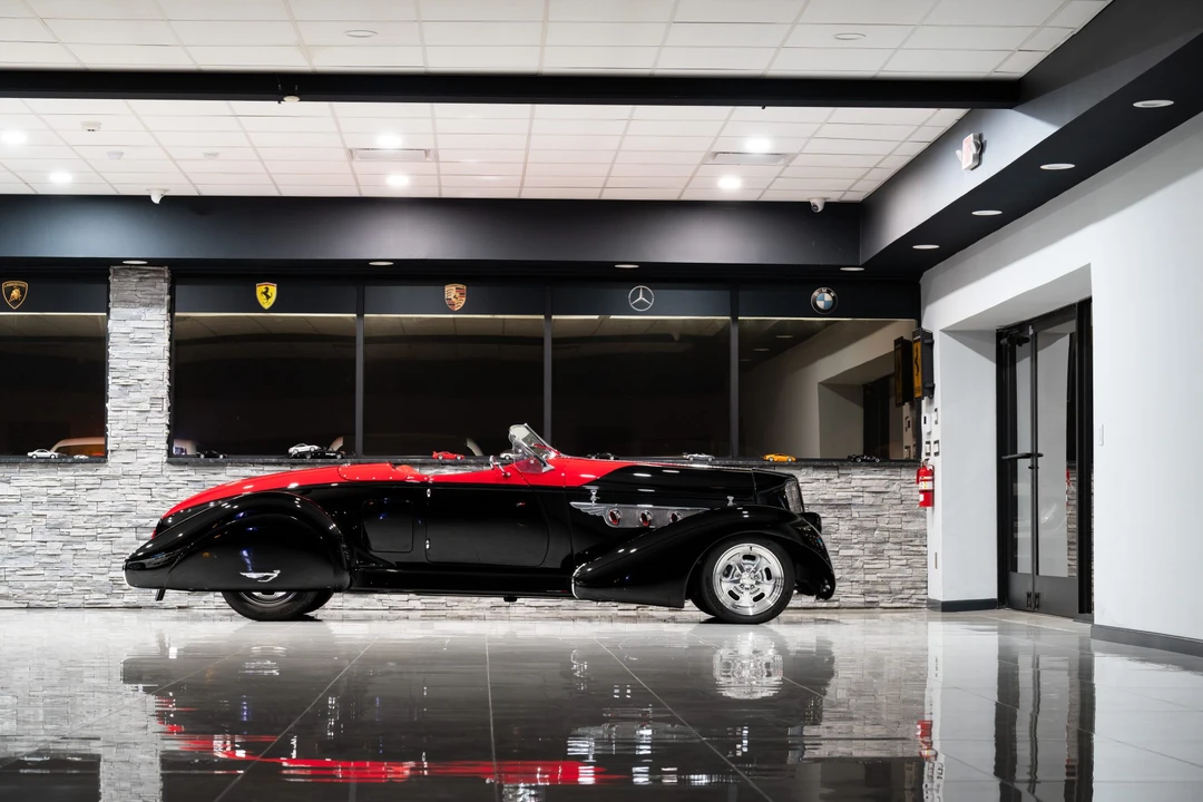 Auburn Speedster - Image 30 of 31