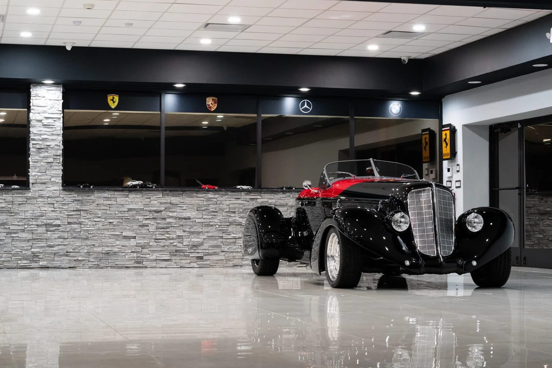 Auburn Speedster - Image 12 of 31