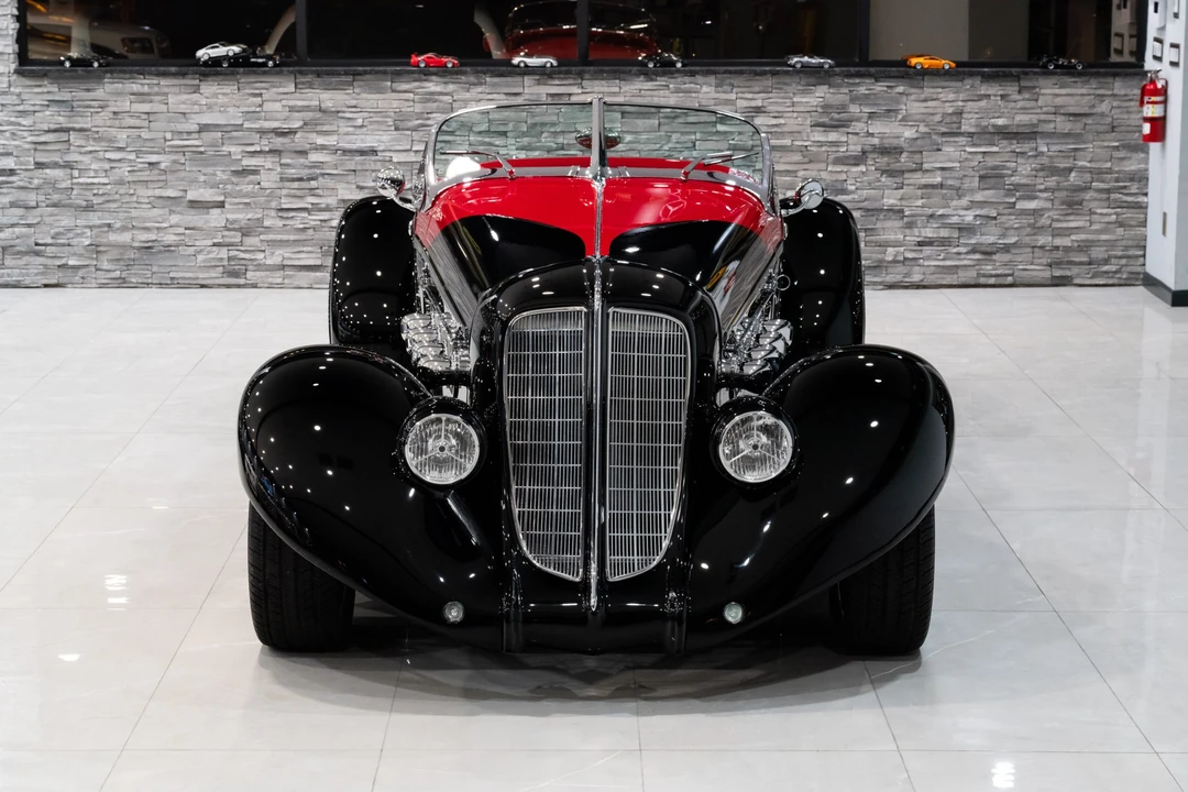 Auburn Speedster - Image 5 of 31