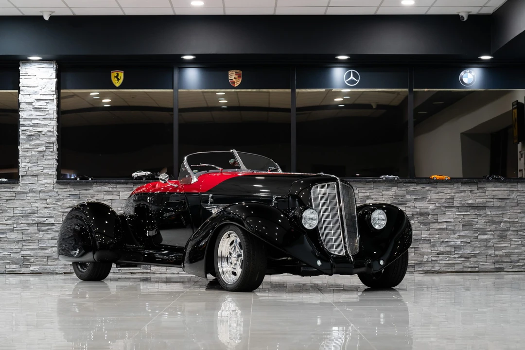 Auburn Speedster - Image 21 of 31