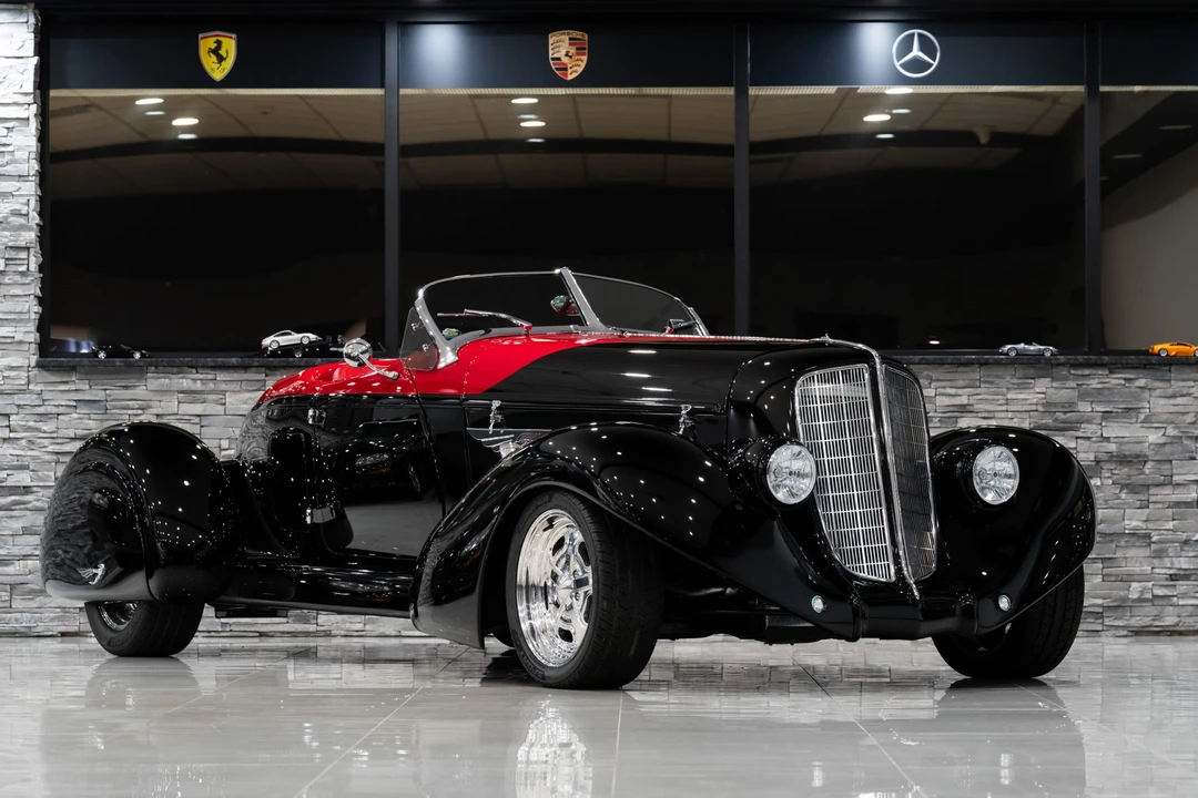 Auburn Speedster - Image 23 of 31